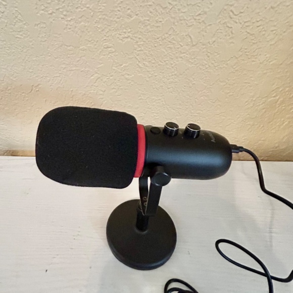 Audio Pro Professional Microphone - Picture 8 of 11